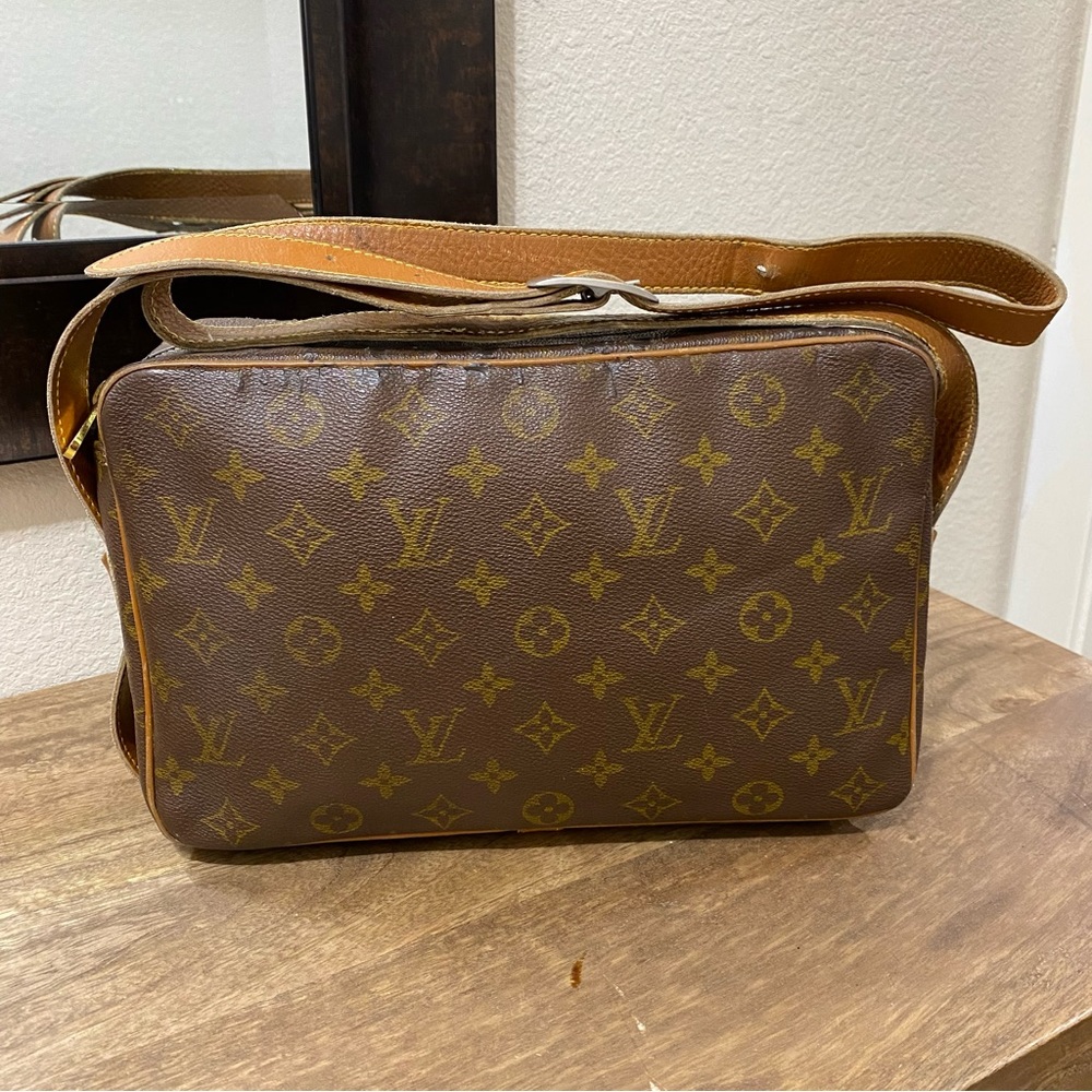 Louis Vuitton Monogram Brown Shoulder /Crossbody Vintage Bag